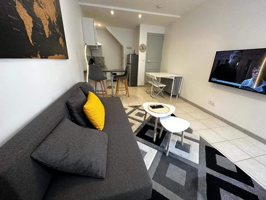 Le Saint Maixent, Maison De Ville, Baby Foot, Wifi Екстериор снимка