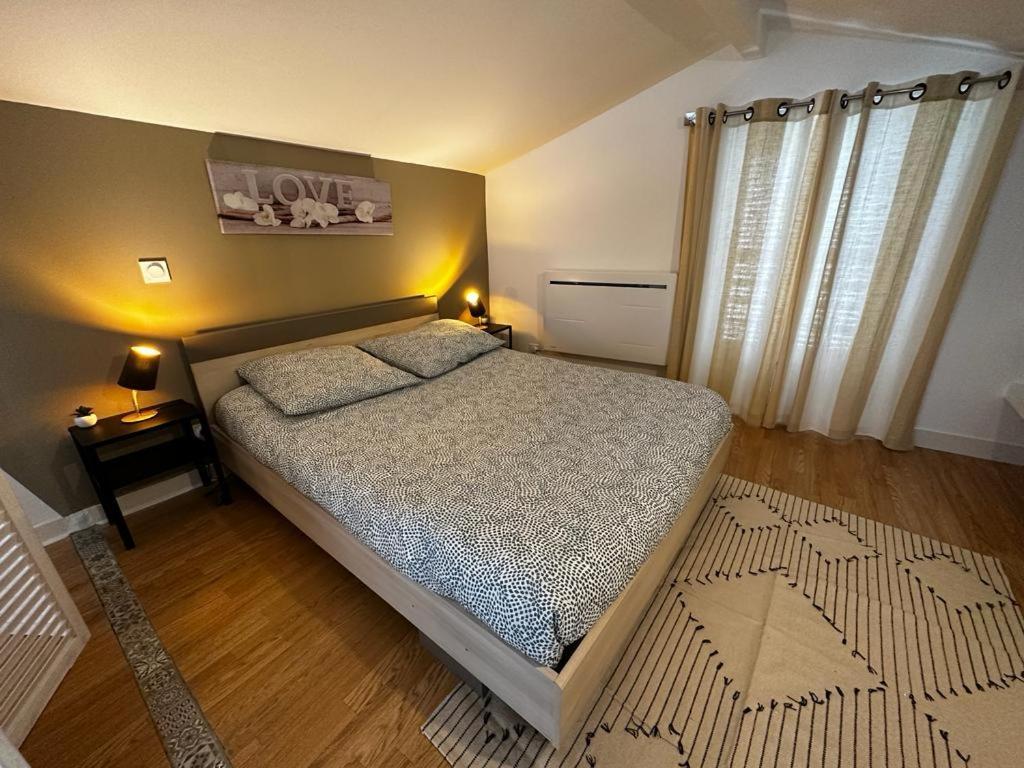 Le Saint Maixent, Maison De Ville, Baby Foot, Wifi Екстериор снимка